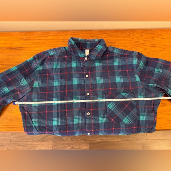 American Apparel Flannel Button-down. - Picture 5 of 6